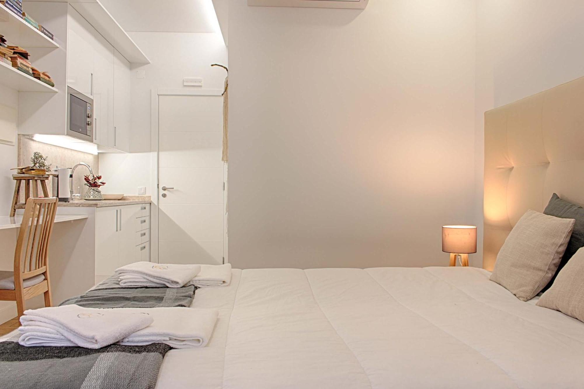 By Trip2portugal Guest house Lisbon